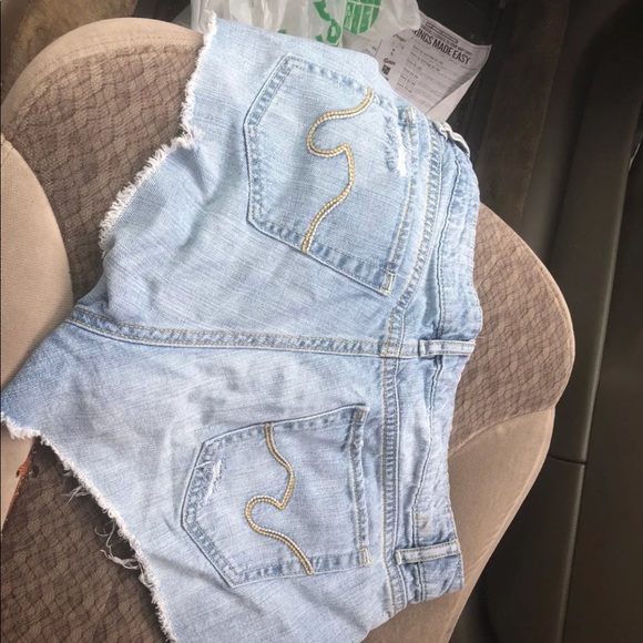 Refuge high waisted shorts - Picture 2 of 2